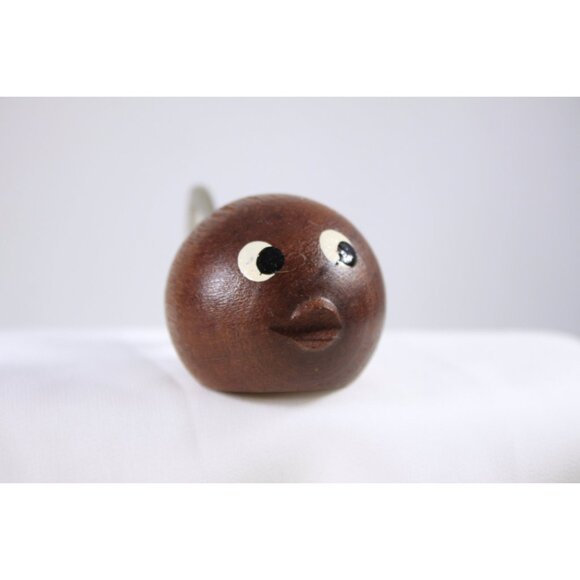 Danish modern fish Teak bottle opener, small round mid century modern bar wares - Picture 3 of 10